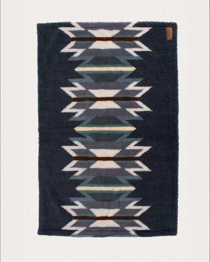 WYETH TRAIL PET CRATE BLANKET